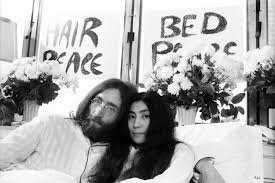 John lennon & yoko ono. Le Bed In De John Lennon Et Yoko Ono A 40 Ans La Presse