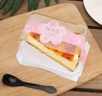 New Design Wholesale Transparent Triangle Disposable White Plastic Cake  Tray ,cake Clamshell Box