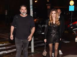 Xθες ήταν μια πολύ σημαντική ημέρα για τη δέσποινα βανδή και τον ντέμη νικολαΐδη, αφού η κόρη τους μελίνα έκλεισε τα 18 της χρόνια. Despoina Bandh Basilhs Mpismpikhs H Prwth Epishmh Koinh Emfanish Toy Zeygarioy Fwtografies Tlife