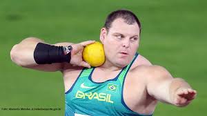 Rio de janeiron kesäolympialaisissa 2016 romani sijoittui kuulantyönnössä viidenneksi brasilian ennätyksellä 21,02 m. O Que Podemos Aprender Com O Brasileiro Darlan Romani