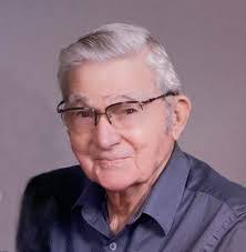 Robert Bloss's Instagram, Twitter & Facebook