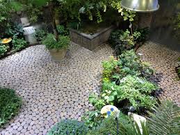 This compact garden includes wildlife favorites like bee balm, sedum, and butterfly bush. Riverhead Ny Atlantis Marine World Butterfly Exhibit Walkways And Landscaping Gary Duff Designs