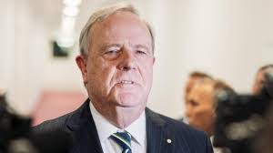 Larry Noack's Instagram, Twitter & Facebook