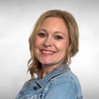 50+ "Emilee" profiles