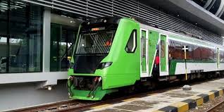 Dulu kita bisa naik kereta jakarta merak, dari stasiun tanah abang dan stasiun angke jakarta. Liburan Habis Ka Bandara Solo Kurangi Jadwal Perjalanan Merdeka Com