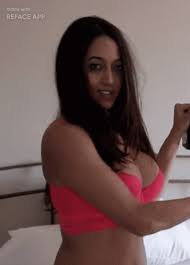 Big Boobs GIF - Big Boobs Bhabhi - Discover & Share GIFs
