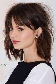 Coupe cheveux femme long dégradé avec frange 2018 coupe_coupe cheveux mi long dégradé effilé avec frange | supplier: Vous Ne Choisissez Peut Etre Pas Votre Frange De La Bonne Maniere Coupe Avec Frange Coupe De Cheveux Tendance Coupe Courte Avec Frange