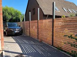 Fertigen Gartenzaun Kaufen Oder Zaun Selber Bauen Lassen Gartenzaun Selber Bauen Garten Zaun Ideen Und Terrasse Mit Pergola