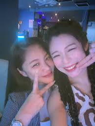 李羚- 李羚added a new photo — with Kai Qi Liew at Overstory...