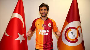From toronto, wright has played in 14 different countries over his. Foot Turquie L Uruguayen Sarrachi Rejoint Galatasaray