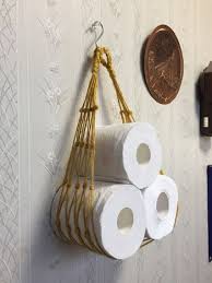 つい長居したくなっちゃう 快適でオシャレな ほめられトイレ を作るインテリアアイデア集 キナリノ インテリア 収納 トイレットペーパー 収納 トイレットペーパー