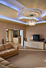 Ide desain plafon kayu model trim ini tampil indah untuk mencocokkan lantai kayu yang indah di kantor rumah tradisional ini; Vemale Com Inspirasi Langit Langit Rumah Elegan Dan Mengesankan Desain Plafon Modern Lampu Langit Langit Pencahayaan Ruang Tamu