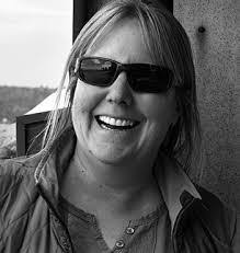 Stephanie Showalter's Instagram, Twitter & Facebook