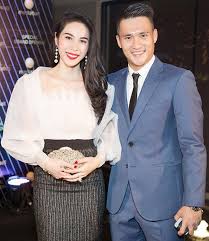 Công vinh cho biết anh chưa bao giờ thích cá độ bóng đá vì đây là hành vi trái pháp luật. Cong Vinh Va Vá»£ Ná»•i Giáº­n Khi Bá»‹ Gan Vao Miá»‡ng Phat Ngon Ä'á»™ng Cháº¡m Ä'áº¿n U23 Viá»‡t Nam