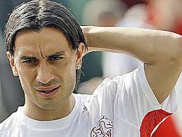 It shows the personal balance against all clubs he so far played against. Transfer Soap Mit Hakan Yakin Nzz