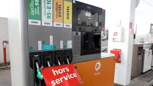 La carte des stations essence pour savoir où faire le plein d'essence. Affluence A La Pompe Des Stations A Sec En Indre Et Loire