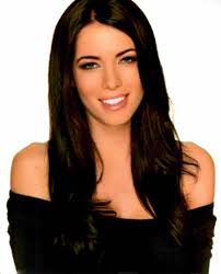 Josie Jones's Instagram, Twitter & Facebook