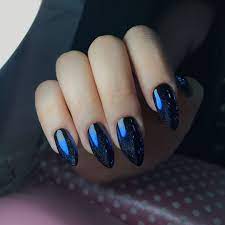 Las uñas azul marino son la nueva sensación que nunca pasara de moda aun con las nuevas tendencia en colores. Pin Auf Nails