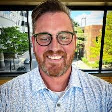 Kimberly Provost's Instagram, Twitter & Facebook