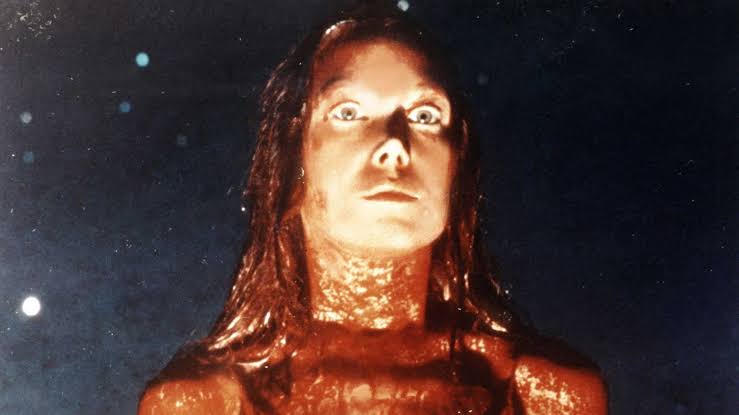 Carrie': Mike Flanagan Brought Real Teens Into the Writers' Room to Capture  Modern Bullying - AOL