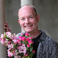Before you buy a bouquet﻿, check out these flower meanings for popular blooms like roses, tulips, lilies, and peonies, to make sure you send the right message. Nafas Demonstrators North Midlands Area Of Nafas National Association Of Flower Arrangement Societies