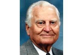 Earl Stringer's Instagram, Twitter & Facebook