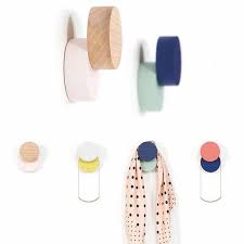 Pateres Une Selection Shopping Des Incontournables Du Moment Patere Design Porte Manteaux Patere Originale