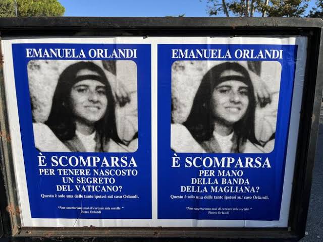 Emanuela Orlandi, Roma tappezzata degli storici manifesti per il lancio  della serie Netflix- Corriere.it