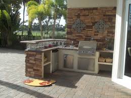Kitchen Awesome Outdoor Kitchen Ideas With Boral Cultured Stone Frames Glass Block Decor Curves Di Outdoor Kitchen Design Diy Outdoor Kitchen Outdoor Kitchen