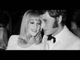 Browse 1,283 sylvie vartan johnny hallyday stock photos and images available, or start a new search to explore more stock photos and images. Clip Video 2019 Johnny Hallyday Et Sylvie Vartan Youtube