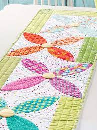 Beginner Quilt Patterns Summer Blooms Table Runner Pattern Patchwork Table Runner Quilted Table Runners Patterns Table Runner Pattern