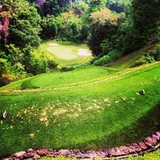 Red Mountain Golf Course Phuket Thailand Signature Hole 17 150 Ft Drop Par 3 Phuket Thailand Golf Golfphuket Golftravel Golfbanen