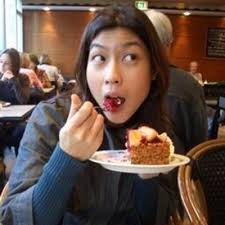 Bee Lee (@petiteabeille)