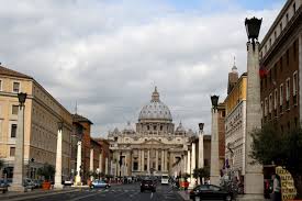 O vaticano é a sede mundial da igreja católica e do papa, é o menor estado do mundo. Ciudad Del Vaticano Roma Informacion Y Mapa