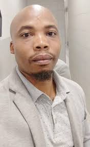 🎬 They once tried to cast him aside from the very role that made him a  legend… and now, Disney comes calling again. Johnny Depp is reportedly in  talks to return for