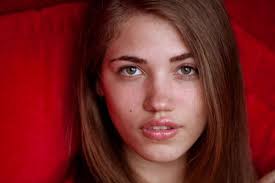 Hình nền : Venice Lei, Hoa, trang điểm, đàn bà, đối mặt, Nhìn vào người  xem, son môi, Brunette, Mắt xanh, mỉm cười, tóc ngắn, mô hình, Môi khô, Tạp  chí MetArt