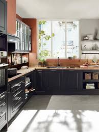 Epingle Sur Cuisine Noire Et Bois