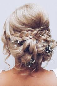 42 Gorgeous Wedding Hairstyles Rustic Updo Wedding Hairstyles Curly Low Bun With Braids And Baby Breath Count Medium Hair Styles Veil Hairstyles Hair Styles