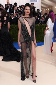 Kendall Jenner S Naked Met Gala 2017 Red Carpet Dress By La Perla Vogue