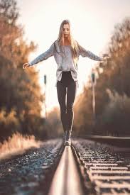 Adam Varga On Instagram Canon 6dii 85mm 14 Adam Varga On Instagram Canon 6 Photography Poses Women Photography Poses Portrait Photography