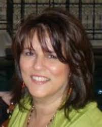 Angela Curry's Instagram, Twitter & Facebook