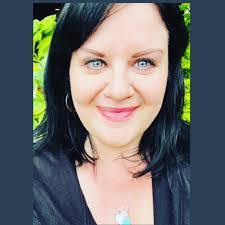 Jennifer Laprade's Instagram, Twitter & Facebook