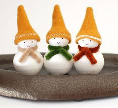 Créer une couronne de noël dans un esprit récup' | idée créative. Deco De Noel A Faire Soi Meme Pour Adulte En Plusieurs Idees Faciles A Realiser Avec Une Magnifique Video En Hd De Musique De Noel Planete Quebec