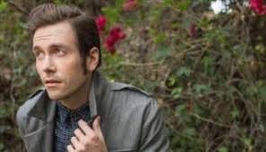 TV review: Fan-funded dark comedy 'Eastsiders' is a hidden gem