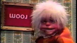 Mikey Artelle's Art and Puppetry Blog: Puppeteer Noreen Young