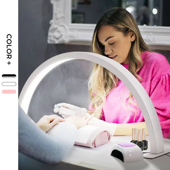 Precio de fábrica herramienta de belleza OEM/ODM secador de alta calidad máquina portátil lámpara de uñas LED UV de media luna