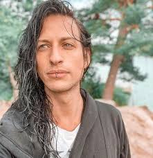 Eric Backman's Instagram, Twitter & Facebook