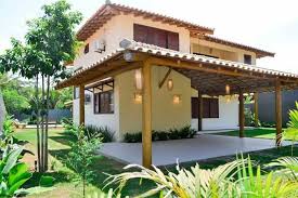 Plano de pequeña cabaña de 35 m² con terraza cubierta, ideal para el descanso diario. 11 Casas Rusticas Con Disenos Modernos Magnificas Para Construir En El Campo Arkihome Arkihome Arquitectura Y Diseno De Interiores