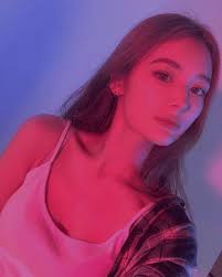 Why is Lana (K-pop) promoting in China so early in her career instead of in  Korea?