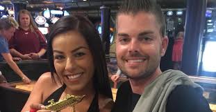 Does Scott look like Bruce Willis after his facelift?